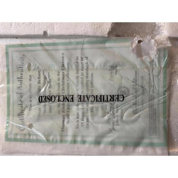 Thomas Kinkade Bone China Christmas Ornaments set of 3 - Picture 7 of 8